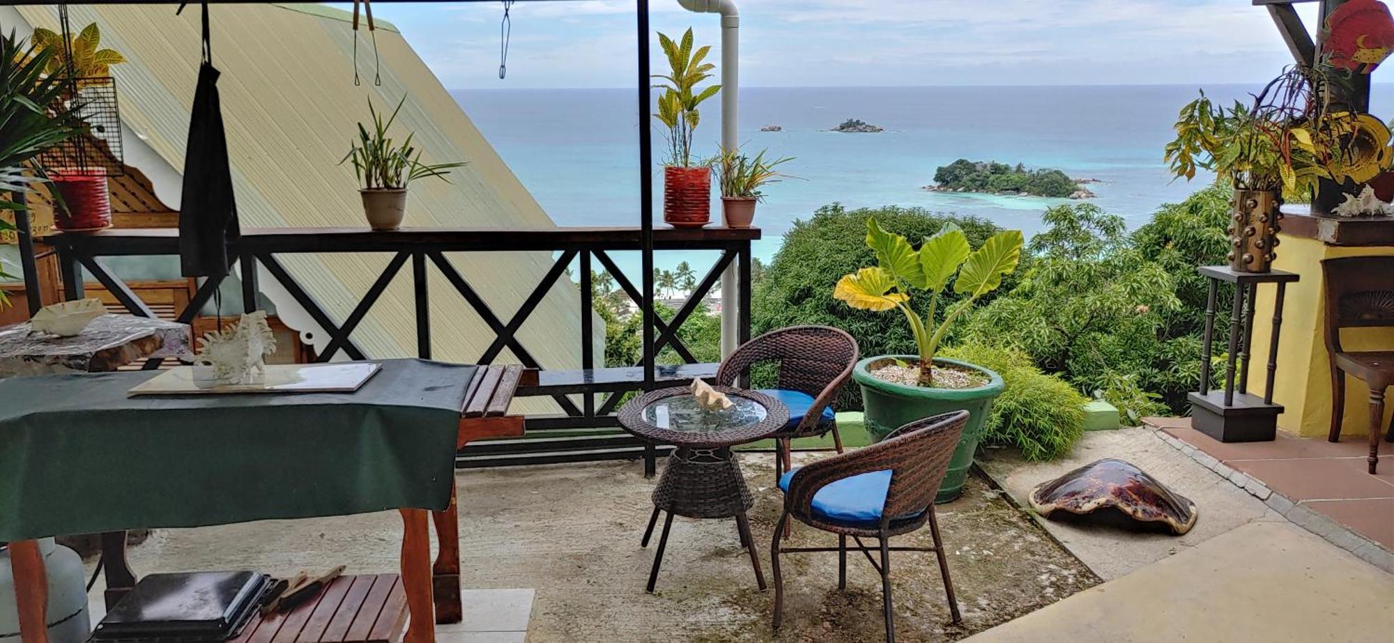 Mango Lodge Anse Volbert Village 외부 사진